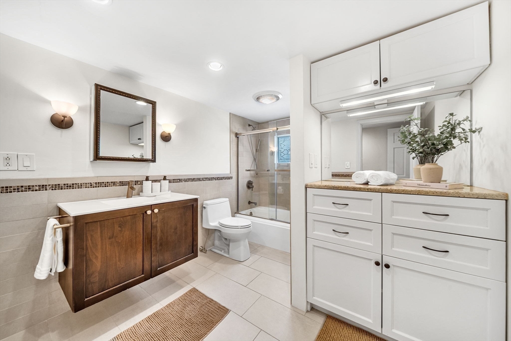 266 Langley Rd # 1