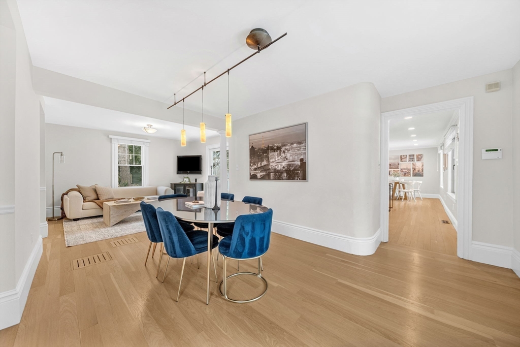 266 Langley Rd # 1