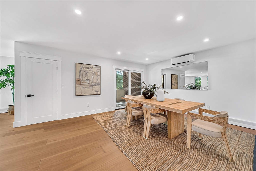 935 Washington St # 8