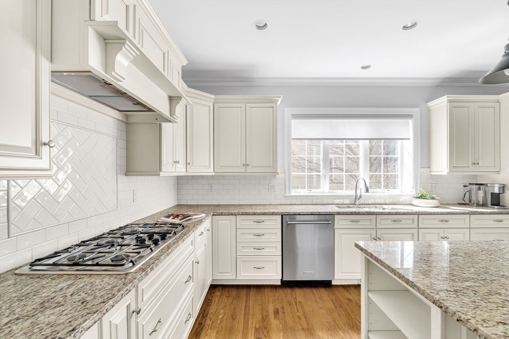 27 Garrison Rd