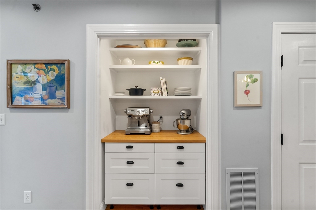 11-13 Parley Avenue # 11B