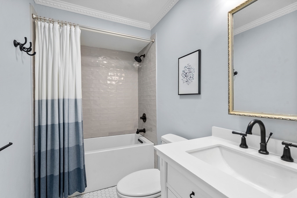 11-13 Parley Avenue # 11B