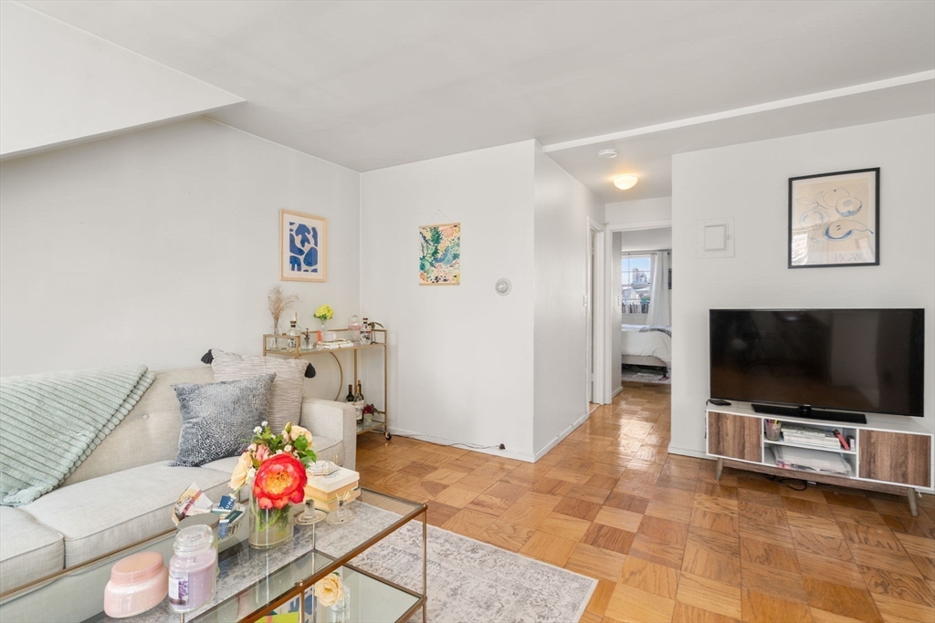 17 Bowdoin St Unit: 5B&C