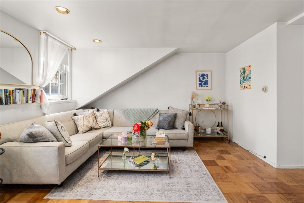 17 Bowdoin St Unit: 5B&C