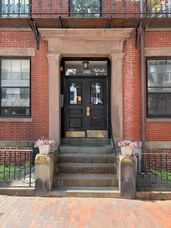 17 Bowdoin St Unit: 5B&C