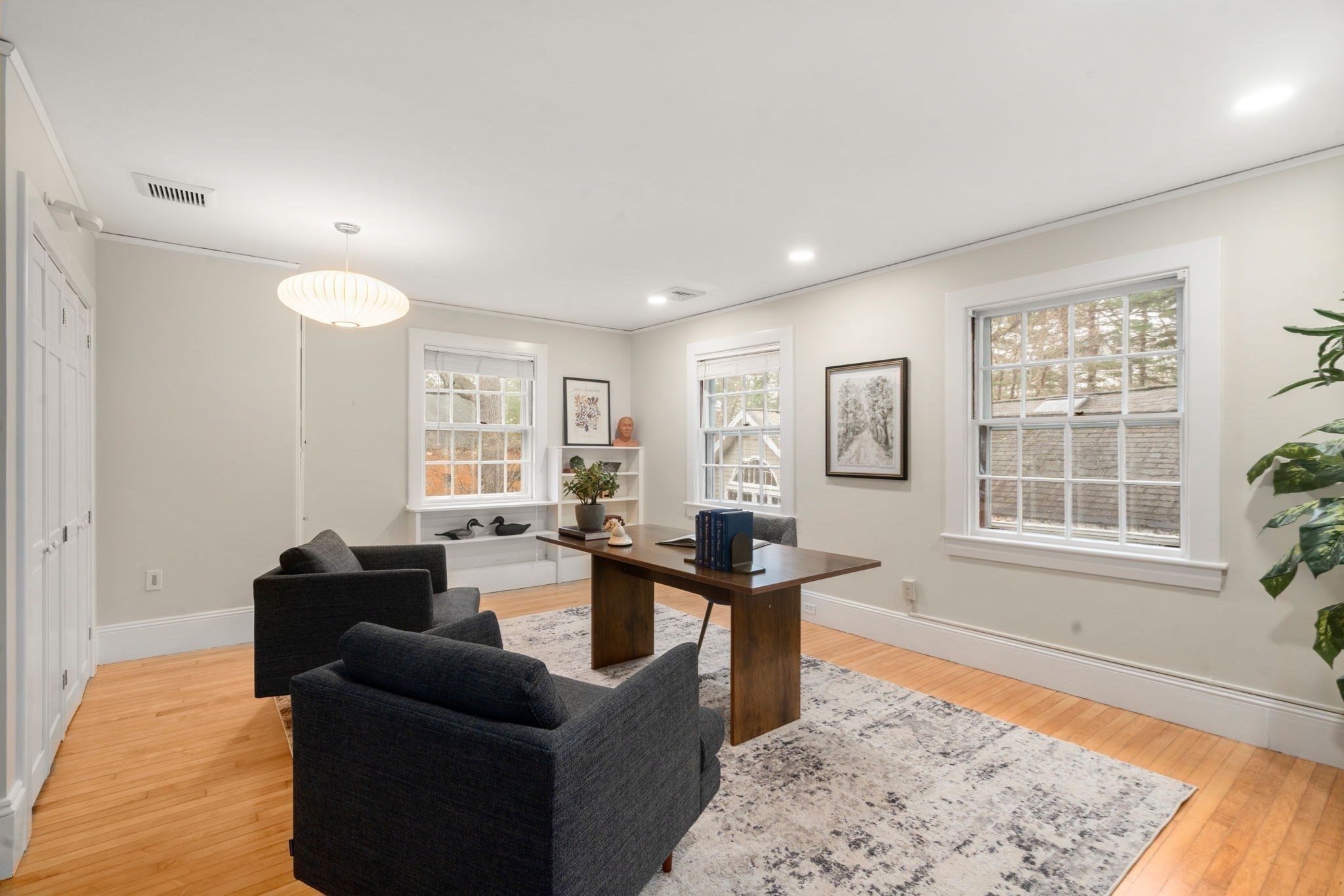 55 Glezen Ln