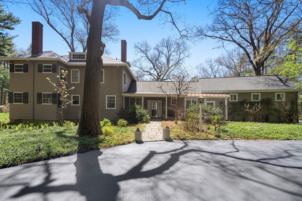 55 Glezen Ln