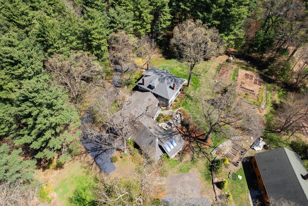 55 Glezen Ln