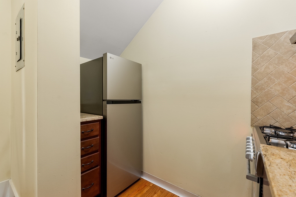 49 Grove St # 2