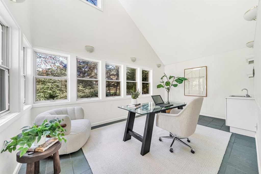 10 Bennett Rd
