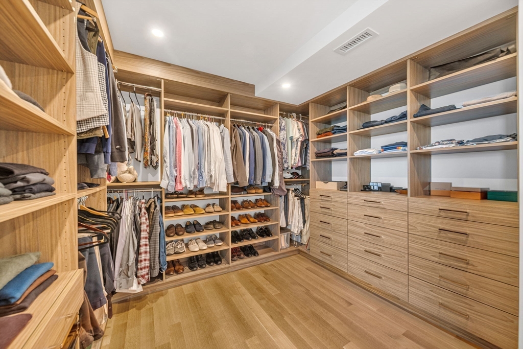 79 Florence # 606S