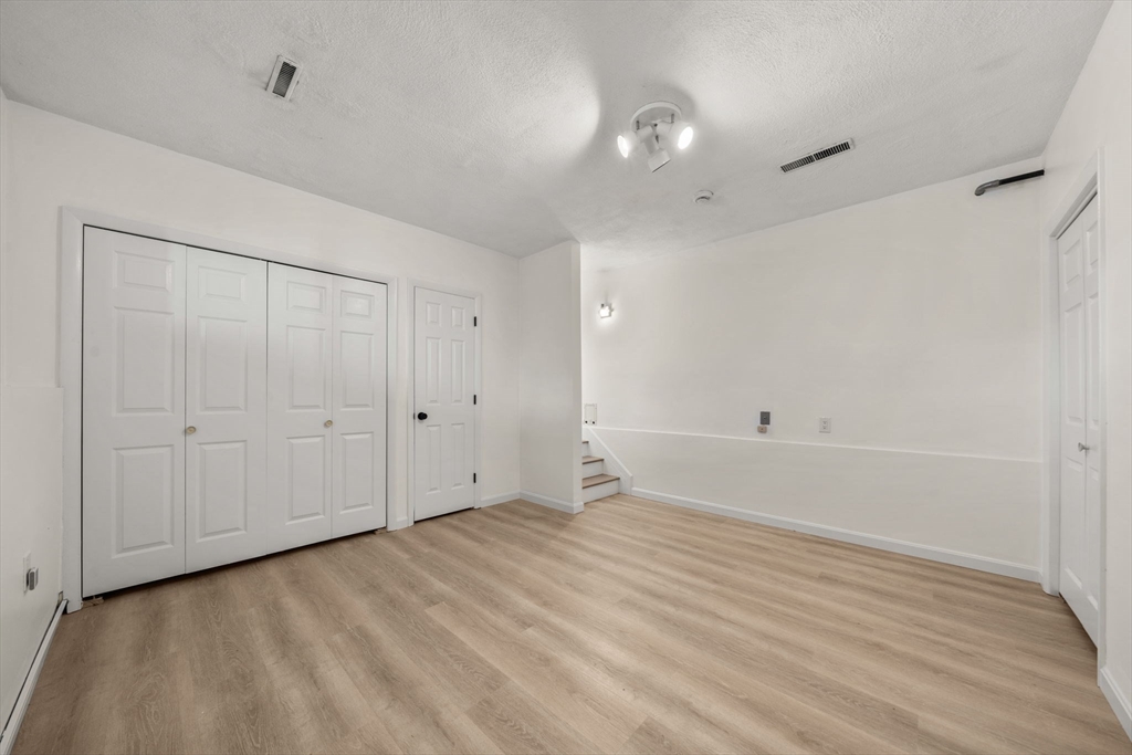 255 North Rd # 10