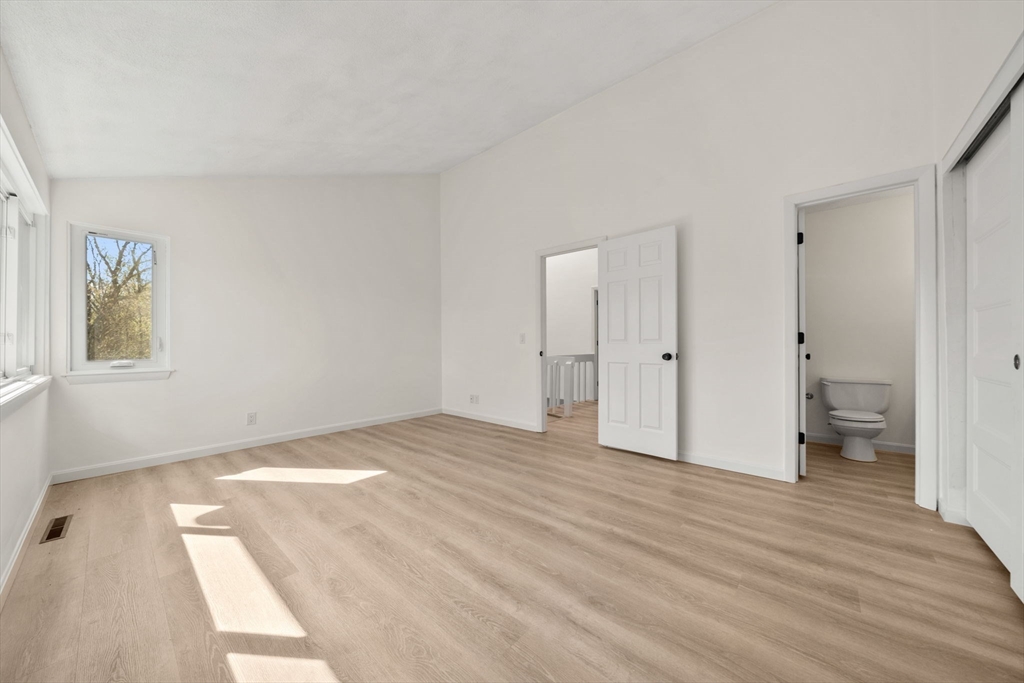255 North Rd # 10