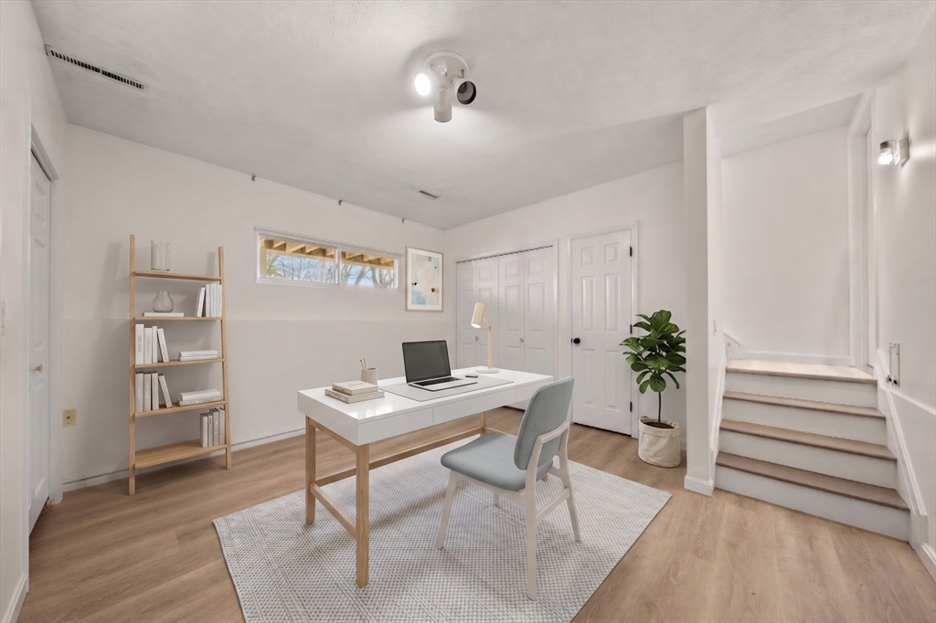 255 North Rd # 10