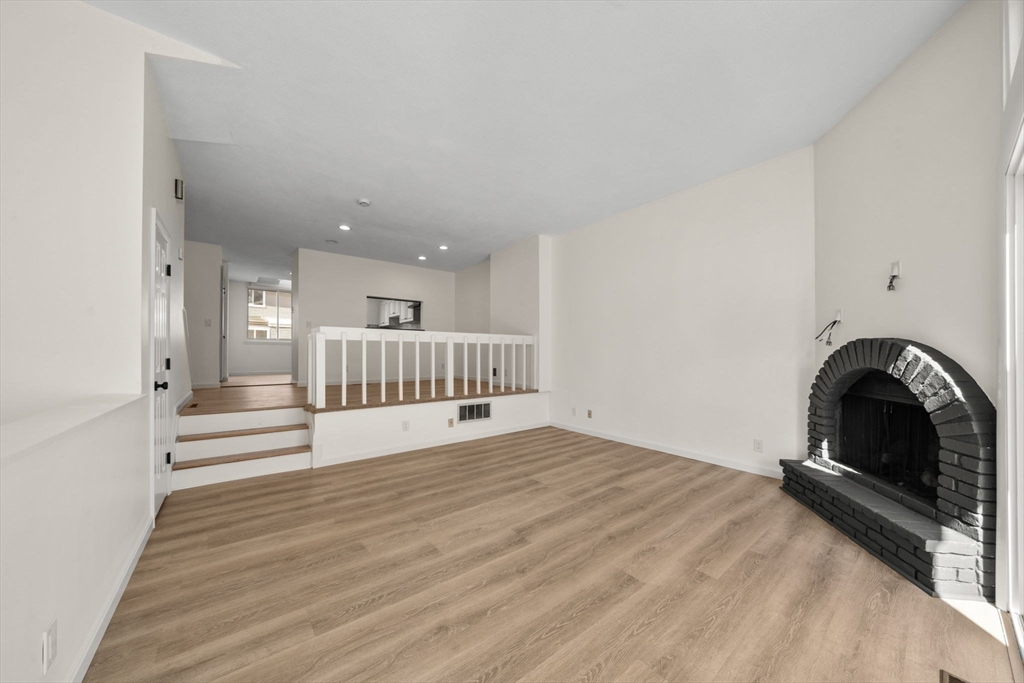 255 North Rd # 10