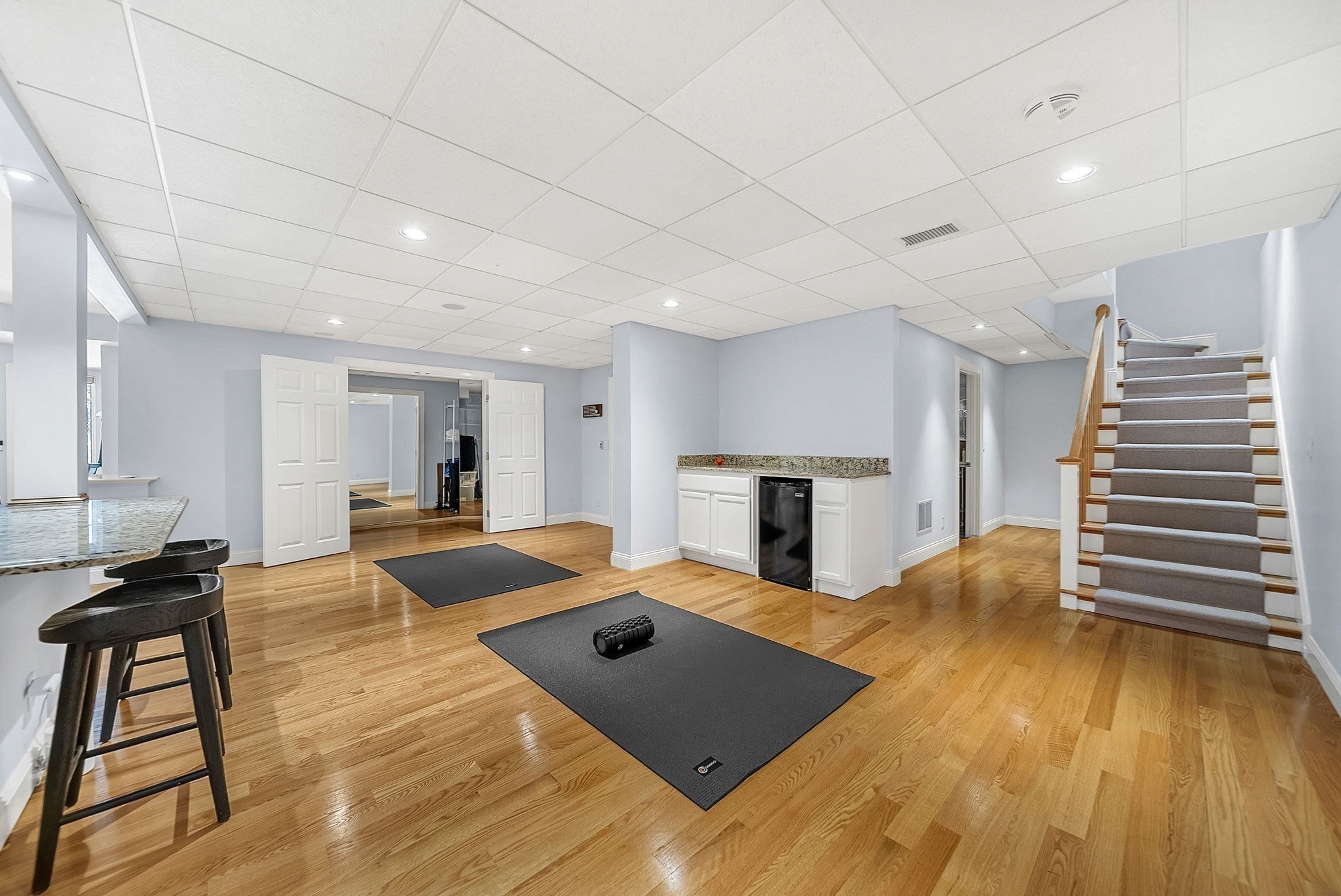 1 Graystone Ln