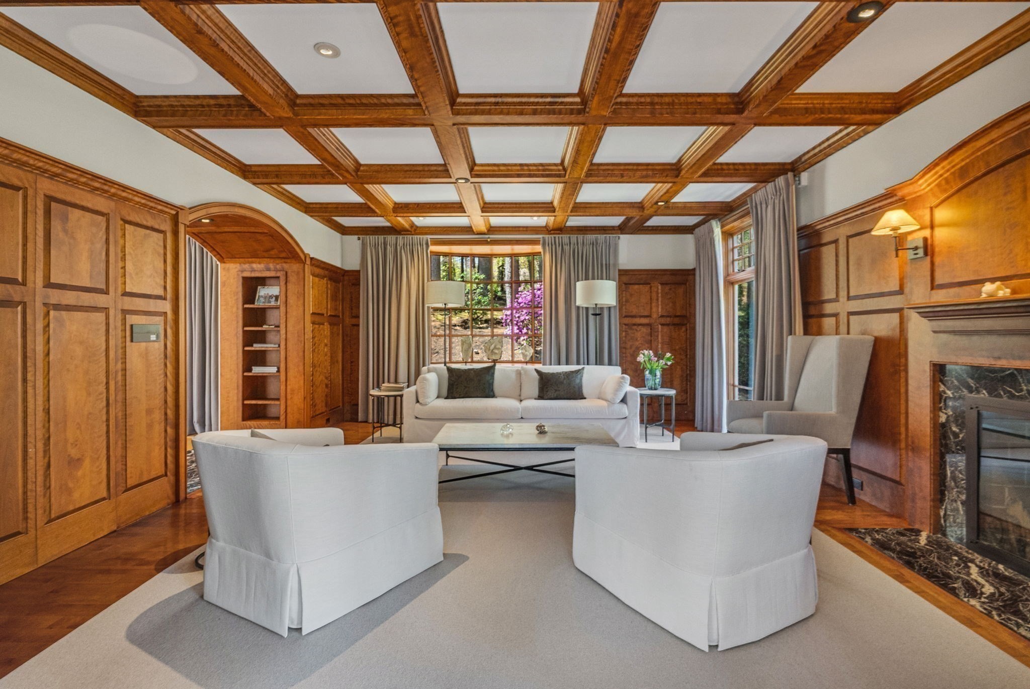 1 Graystone Ln