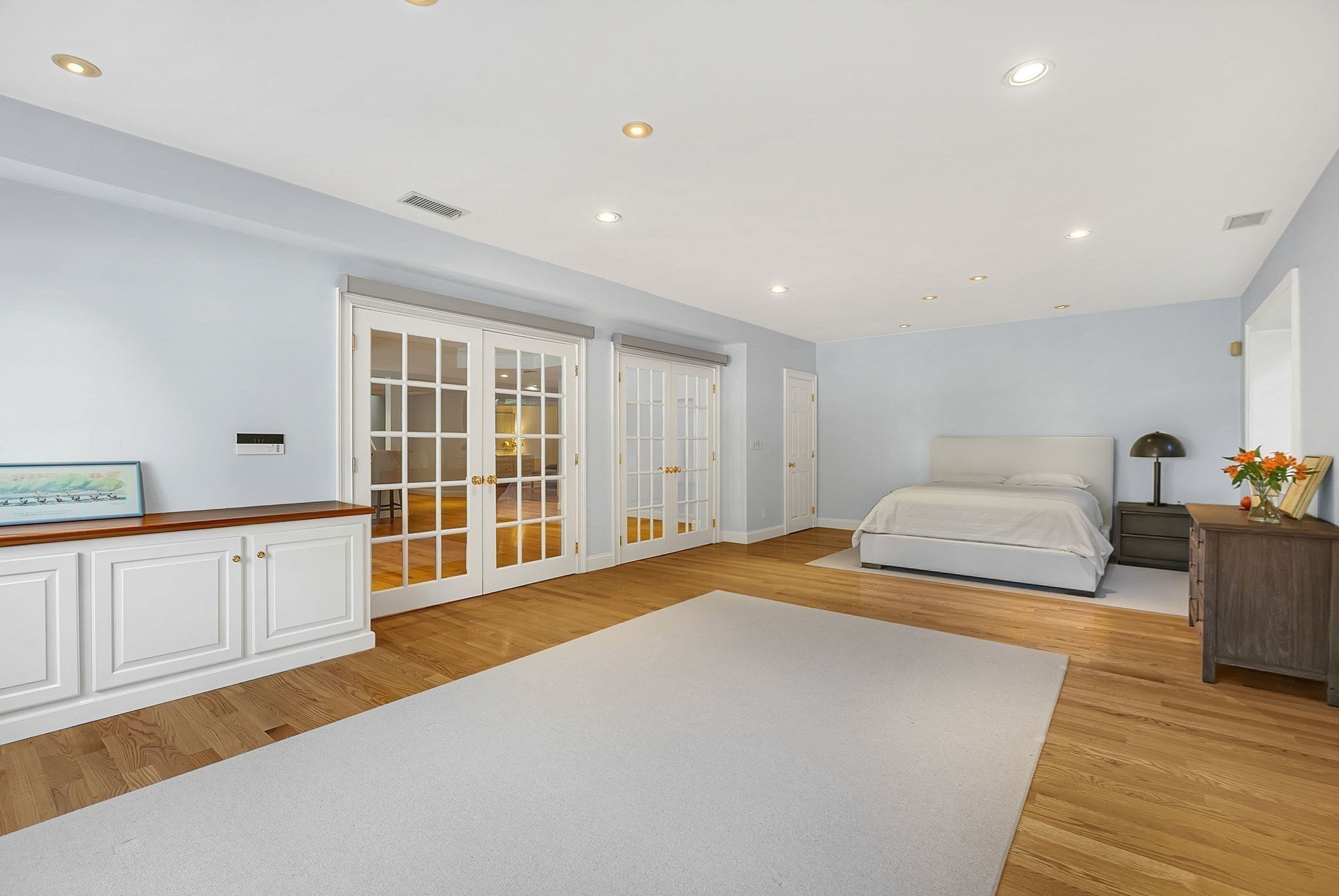 1 Graystone Ln