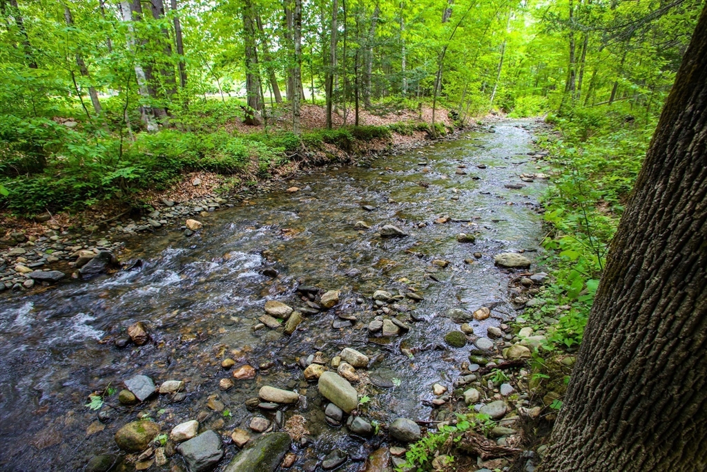 31 W Oxbow Rd