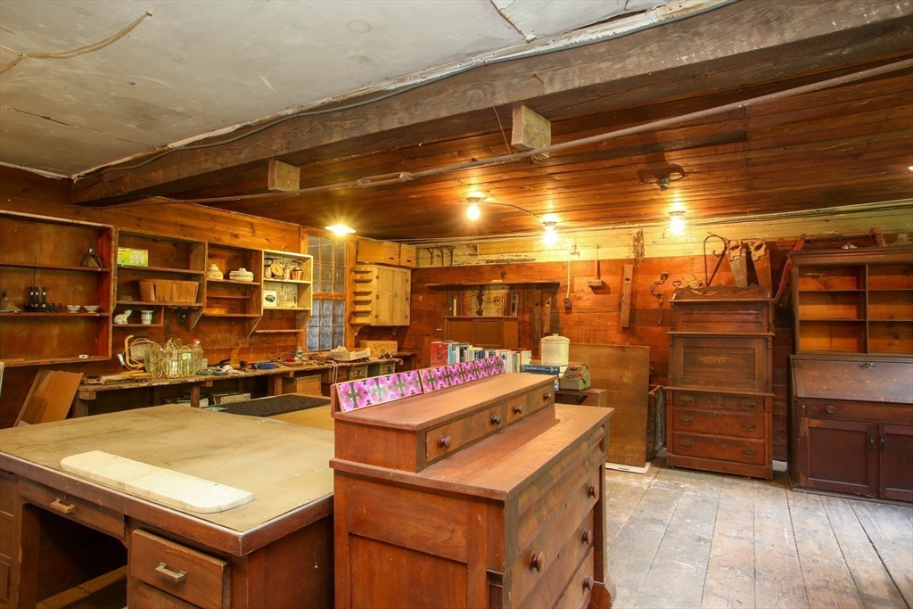 31 W Oxbow Rd