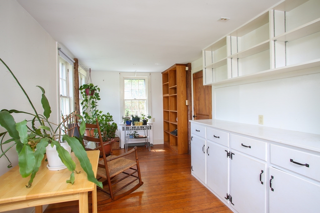 31 W Oxbow Rd