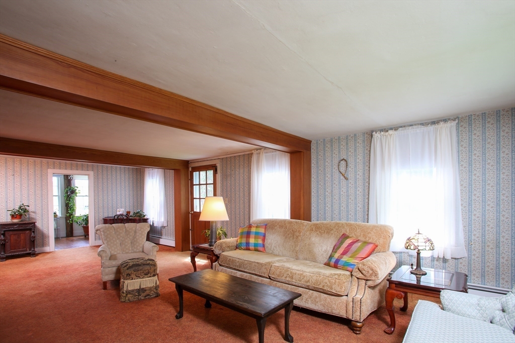 31 W Oxbow Rd
