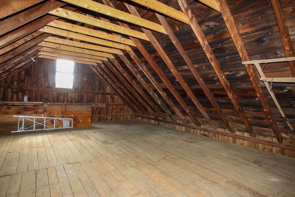 31 W Oxbow Rd