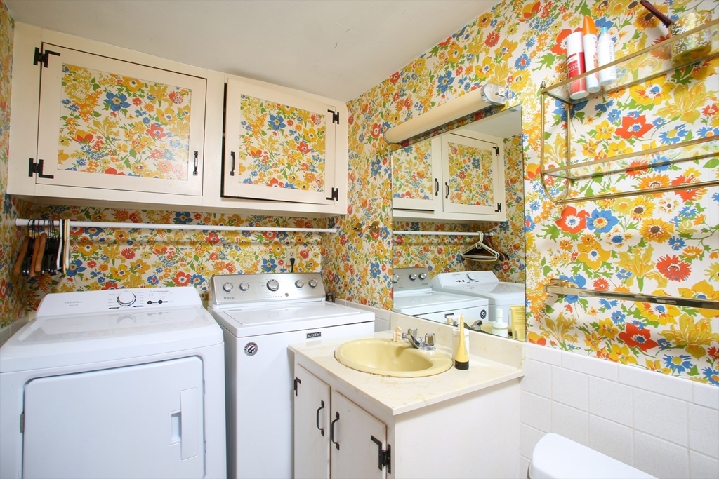 31 W Oxbow Rd