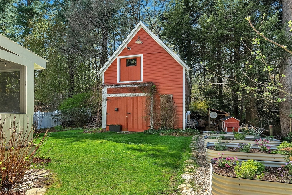 77 Brook Rd