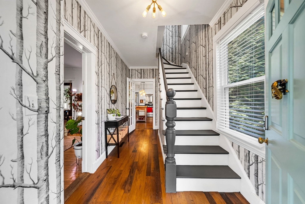 77 Brook Rd