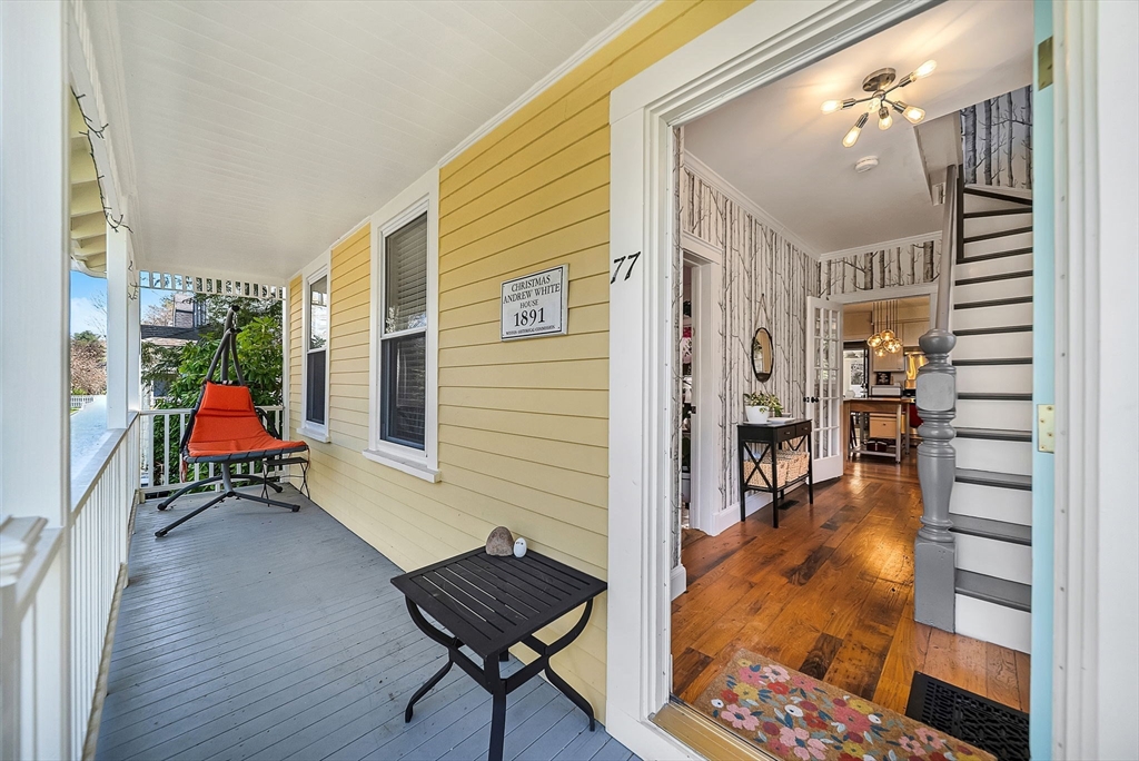 77 Brook Rd