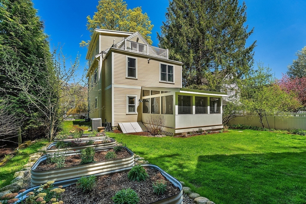 77 Brook Rd