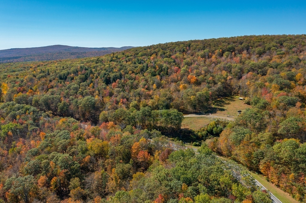 360 Mohawk Trail