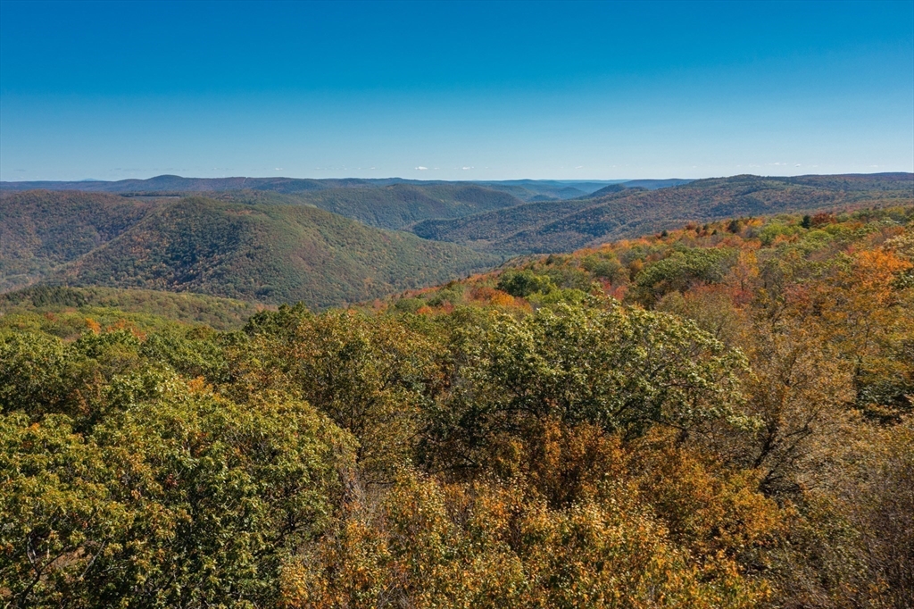 360 Mohawk Trail