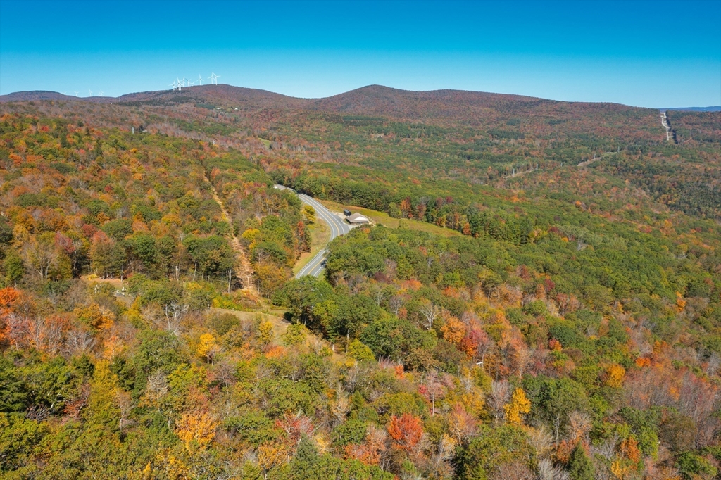 360 Mohawk Trail