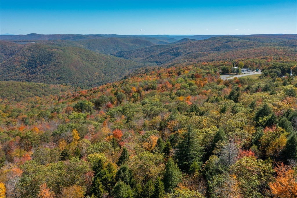 360 Mohawk Trail