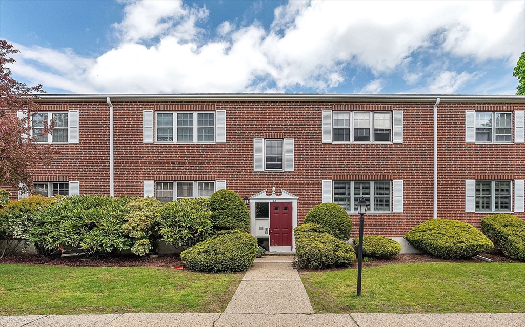 198 Lake Shore Road # 2