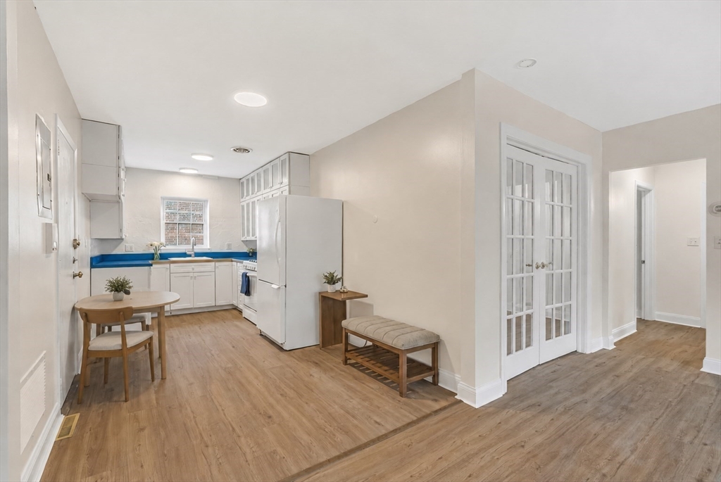 198 Lake Shore Road # 2