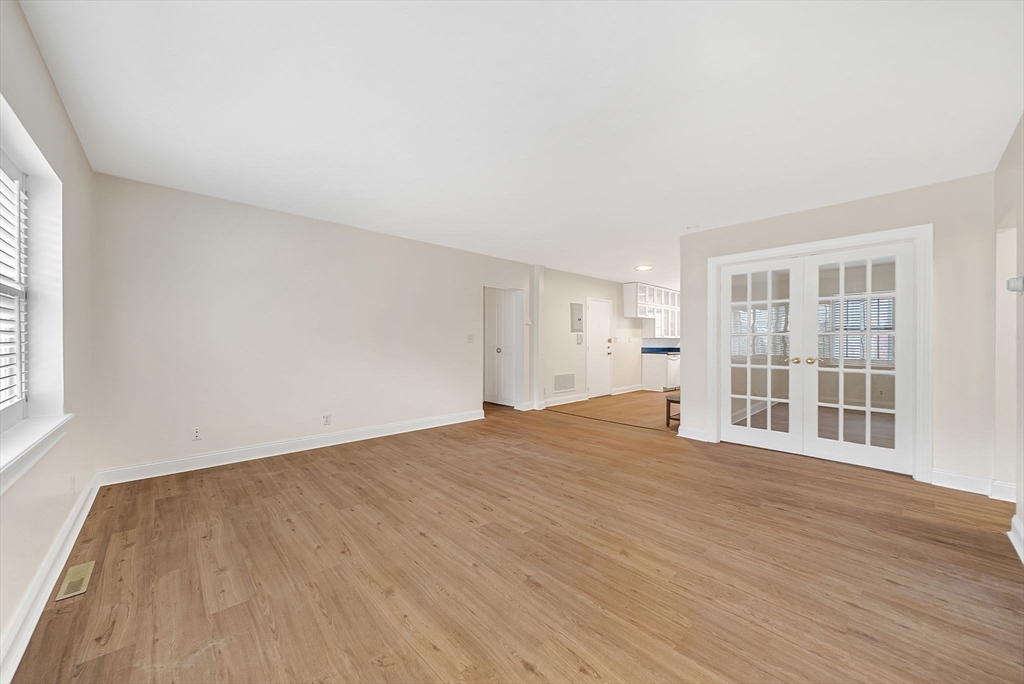 198 Lake Shore Road # 2