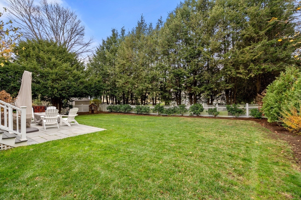 101 Bird St