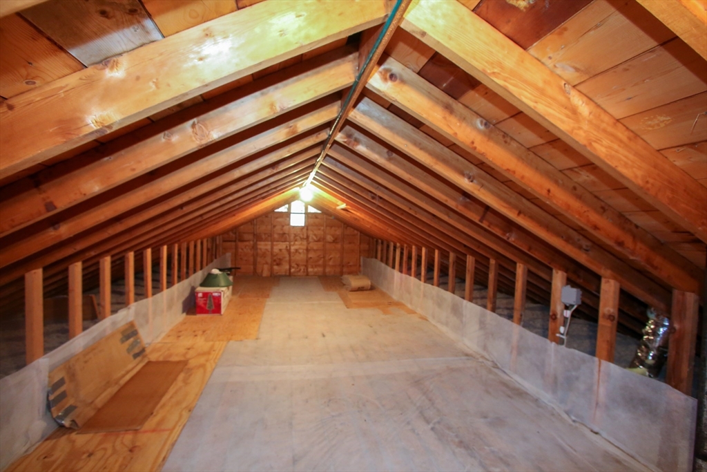 127 County Rd