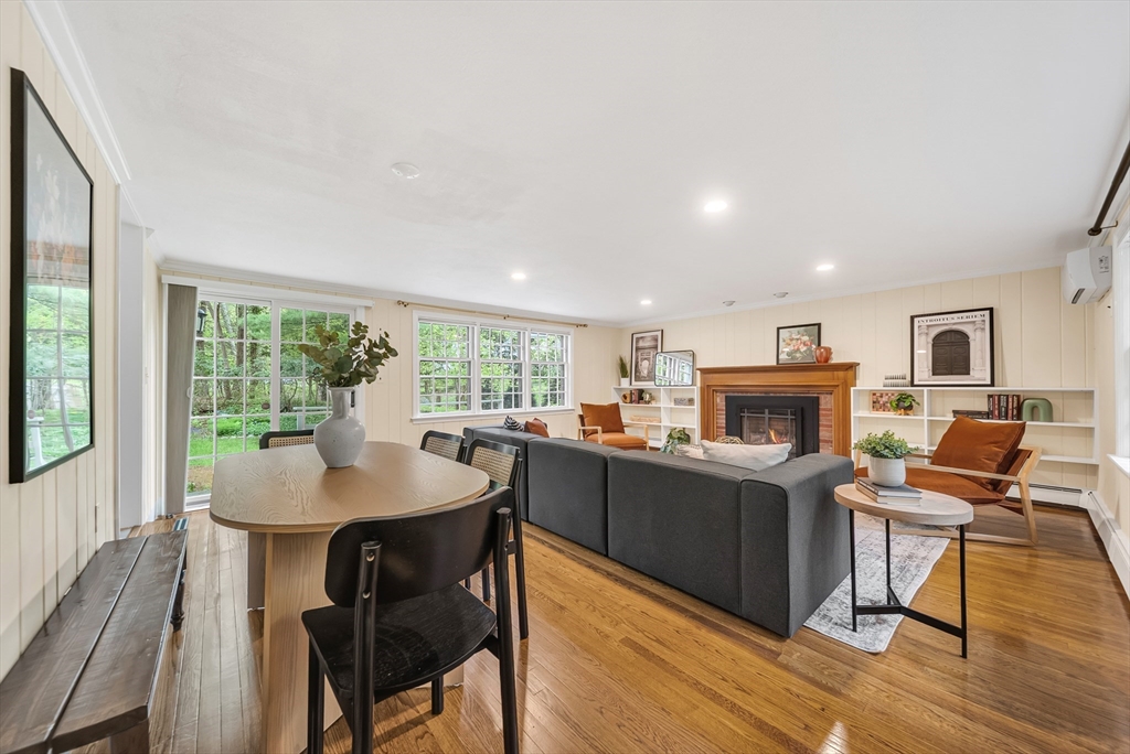 6 Brewster Rd