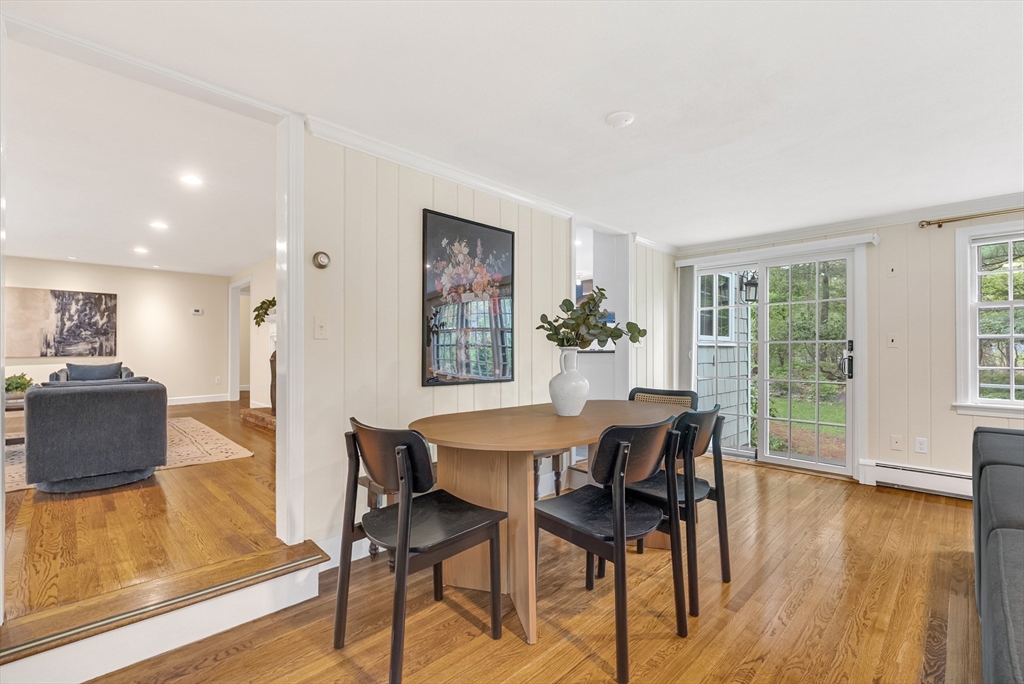 6 Brewster Rd