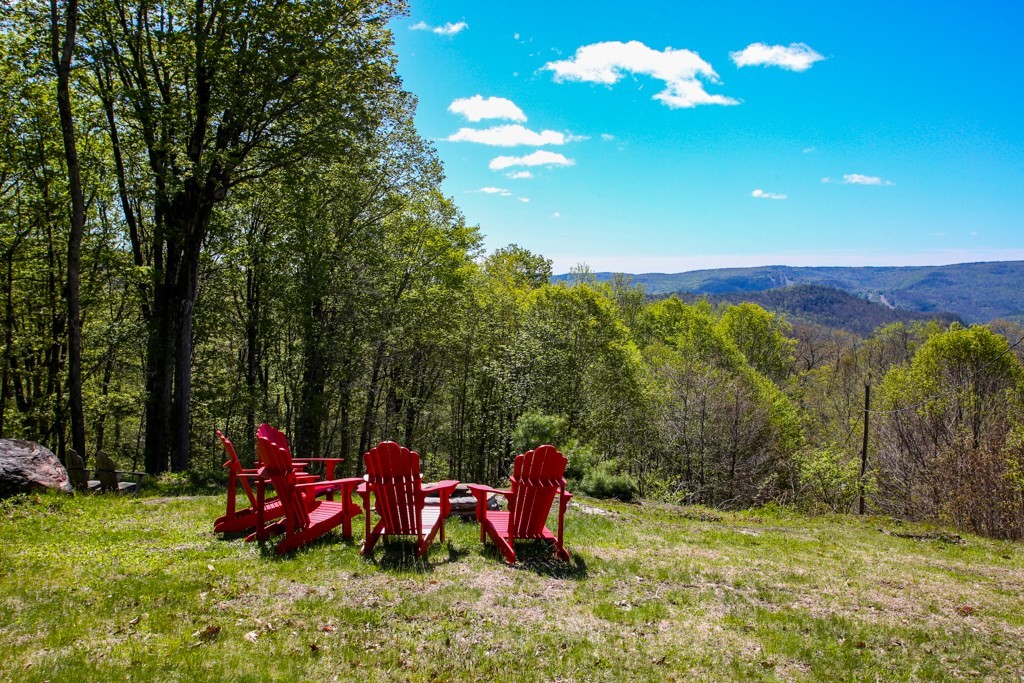421 Legate Hill Rd