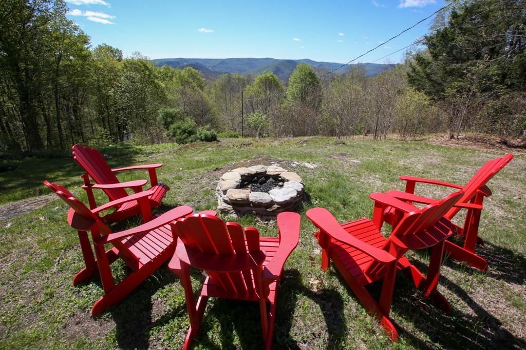 421 Legate Hill Rd