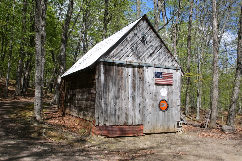 421 Legate Hill Rd