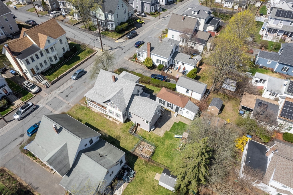 12 Western Ave