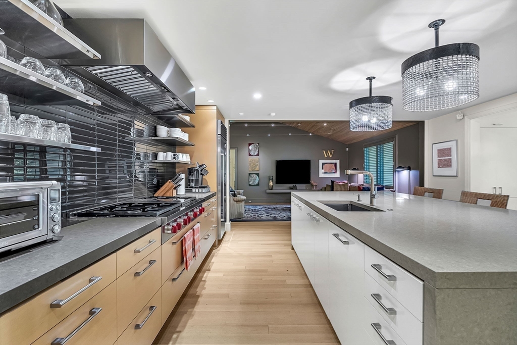 6 Baldwin Circle