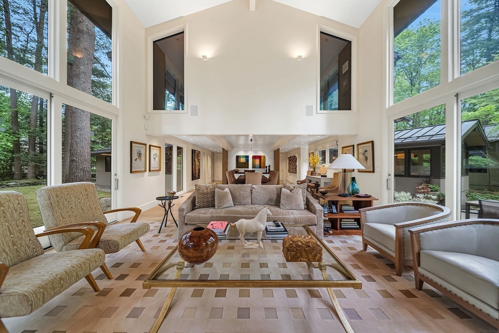 6 Baldwin Circle