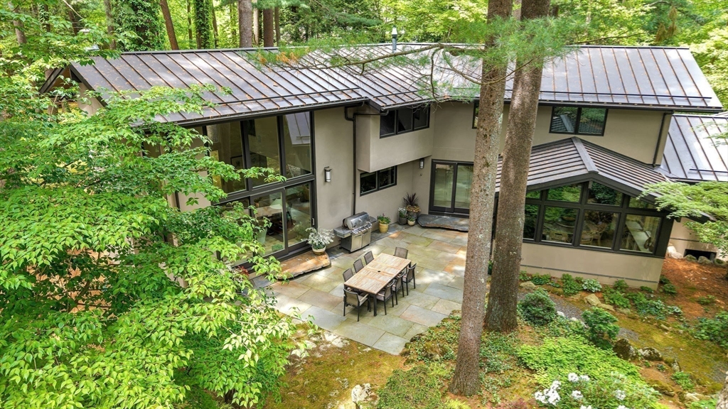 6 Baldwin Circle